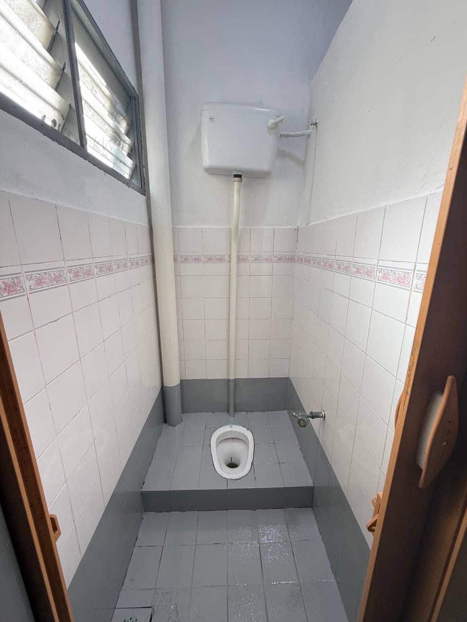 Double Storey Medium Low Cost Terrace House Jalan Tasek 4x, Bandar Seri Alam 8