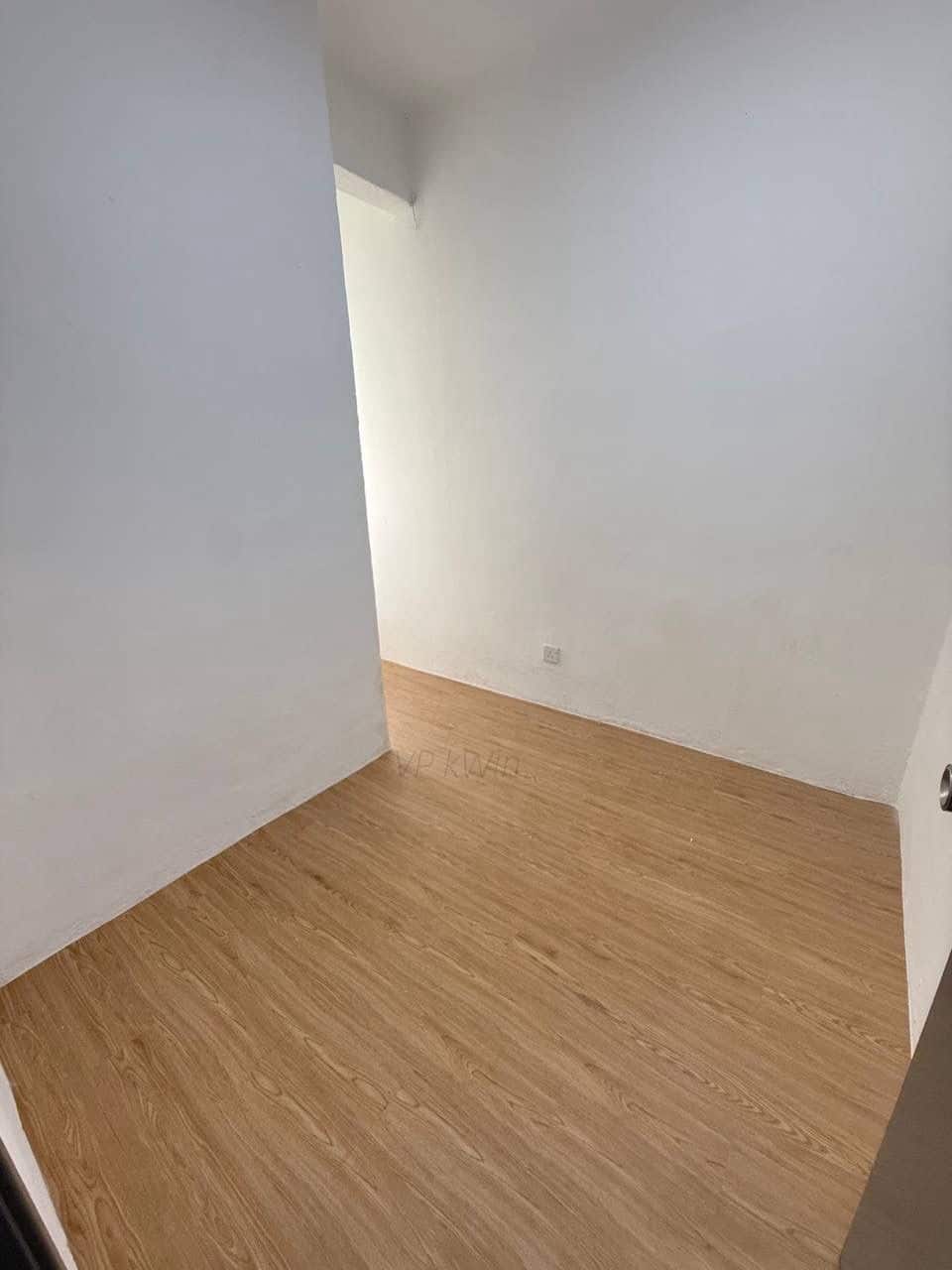 Double Storey Medium Low Cost Terrace House Jalan Tasek 4x, Bandar Seri Alam 5
