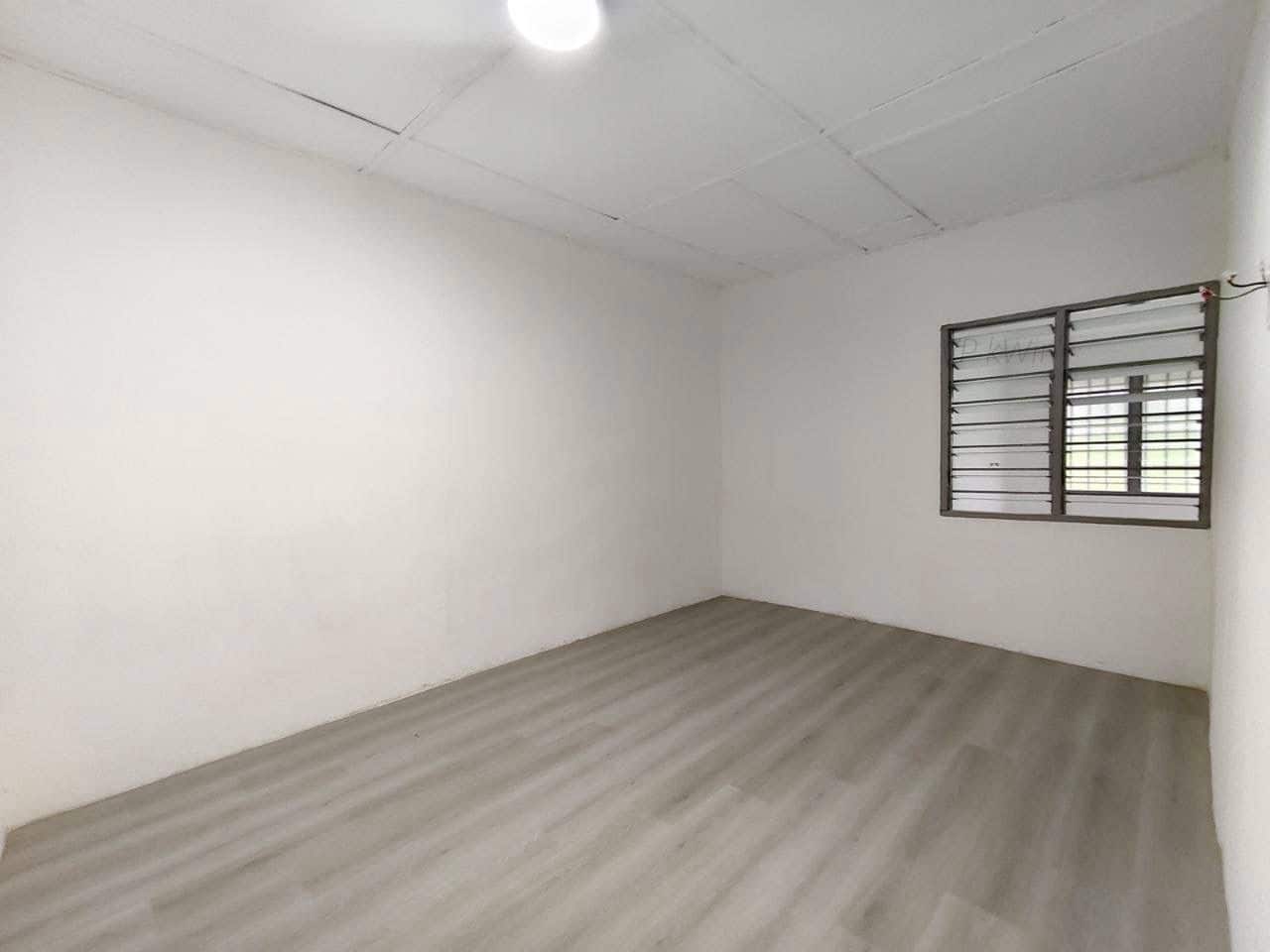 Double Storey Terrace Jalan SS 5/x, Taman Sri Saujana 7