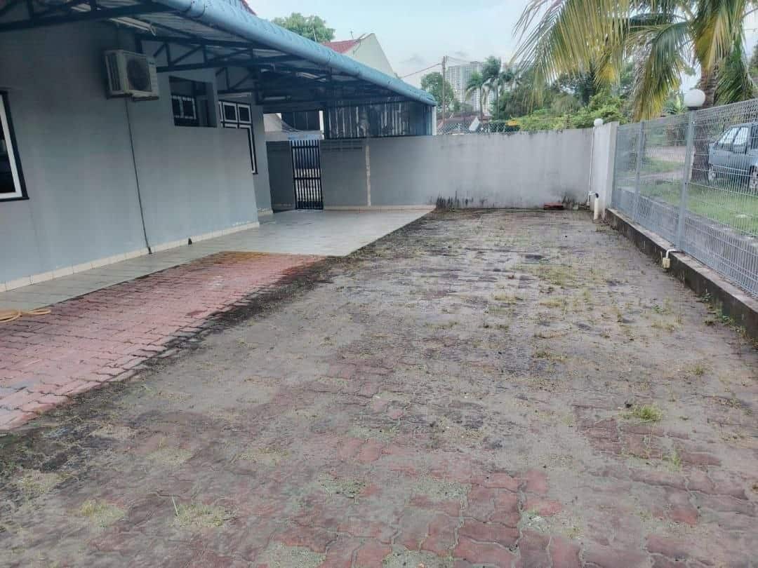 Single Storey Corner Lot Taman Daya 3