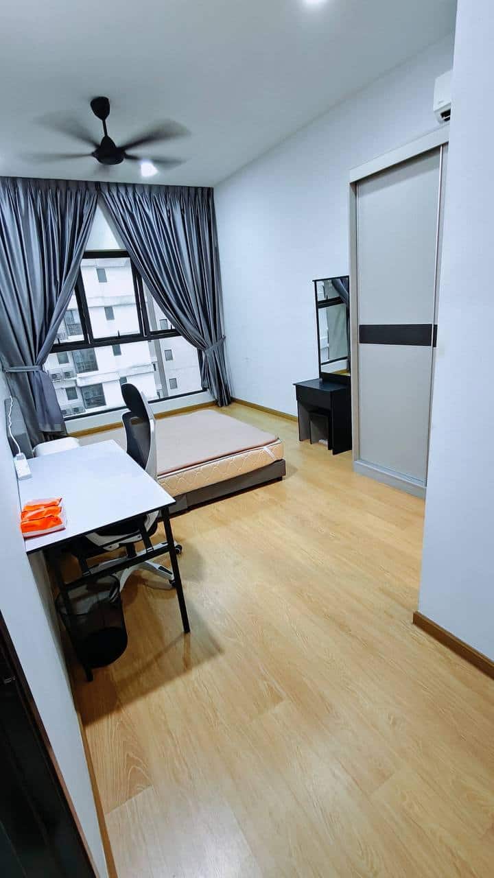 Condo Danga Bay 3
