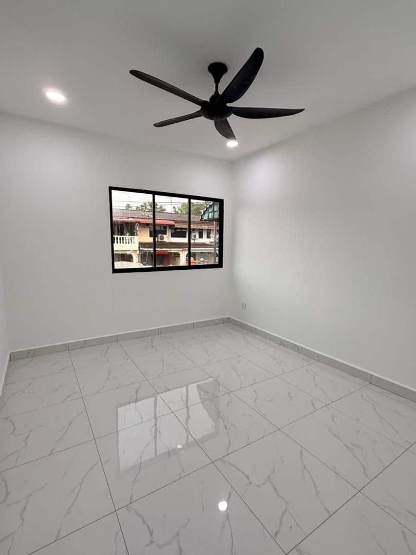 Double storey low cost Taman Damai Jaya 3