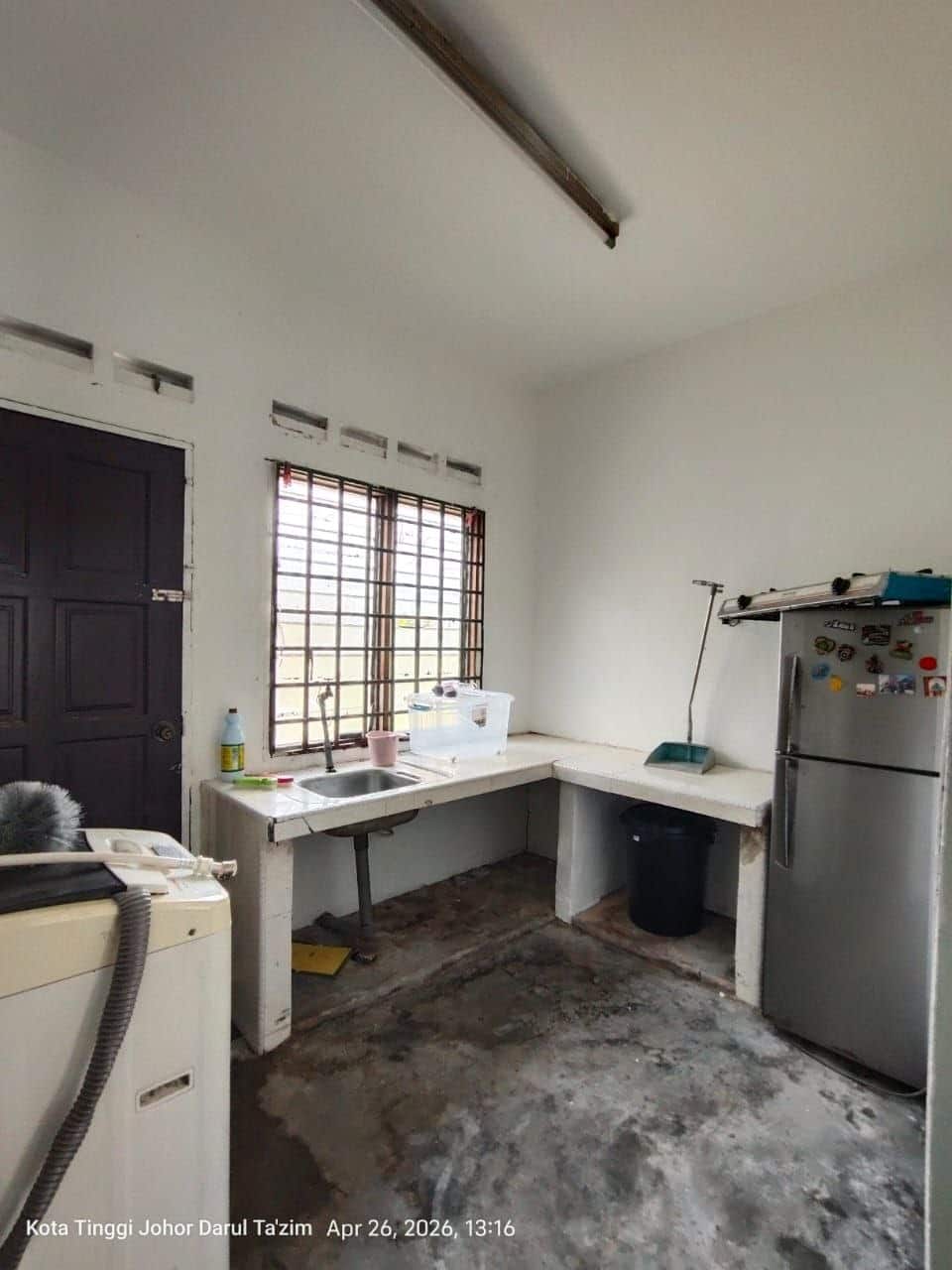 Double Storey Low Cost Terrace Corner Jalan Gelama Taman Ria 9