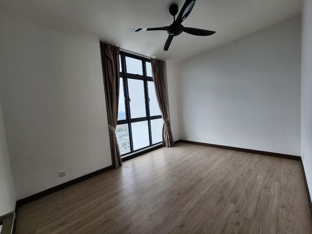 3 Storey Semi D Bandar Seri Alam 4
