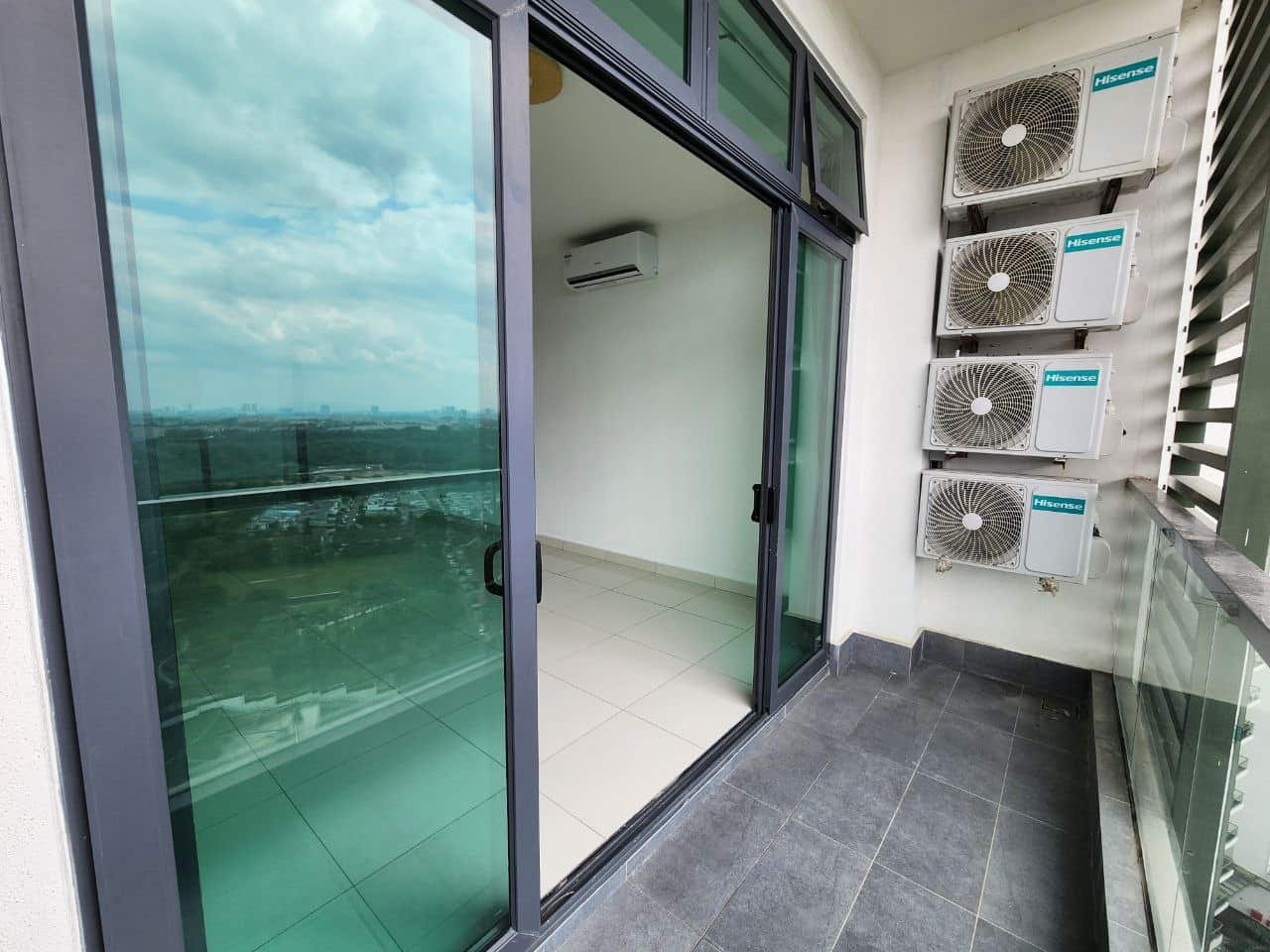 3 Storey Semi D Bandar Seri Alam 7
