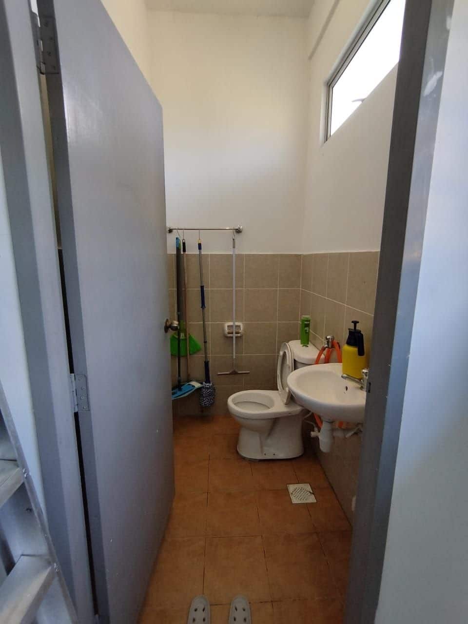 2.5 storey Taman Pulai Mutiara 10