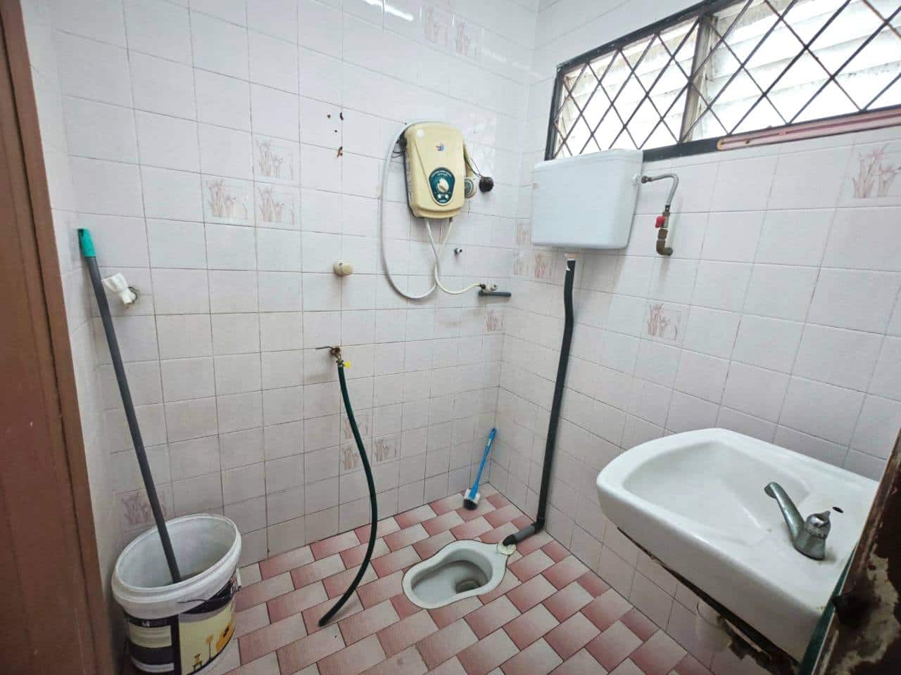 Single Storey Terrace Corner Lot Taman Ungku Tun Aminah 7