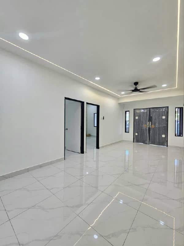 Single Storey Terrace Jalan Bakawali, Johor Jaya 1