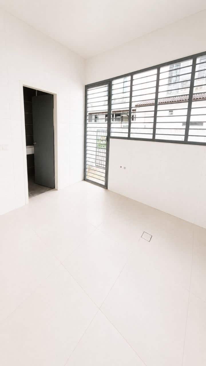 Double Storey Corner Desa Tebrau 5
