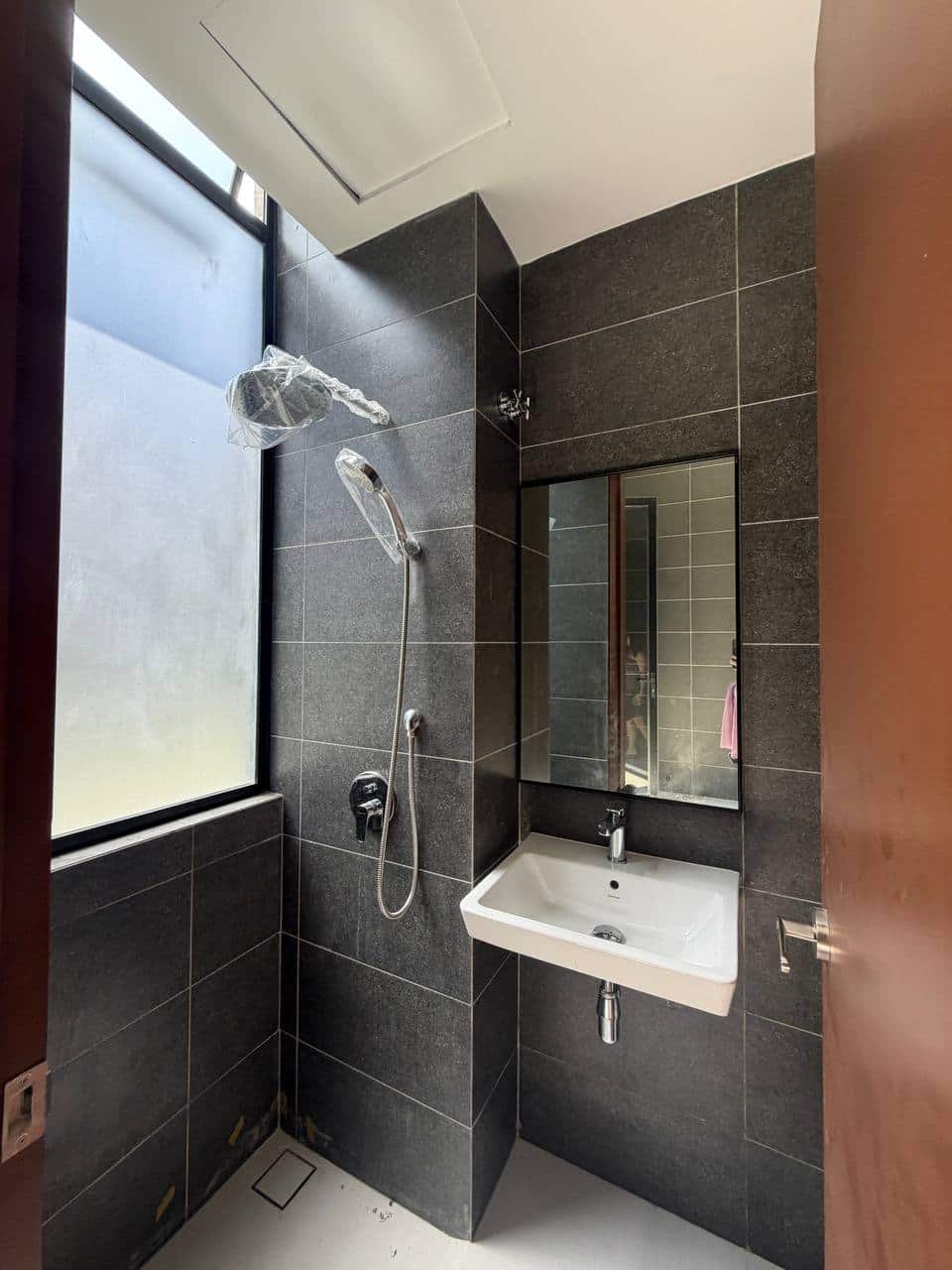 Double Storey Superlink Aurora Sentral Resort Villas 6