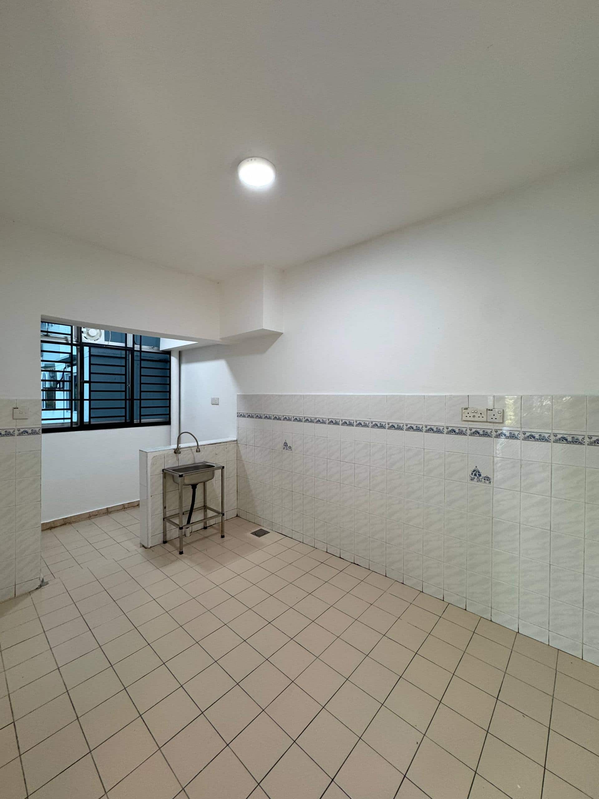 Condominium Selesa Puteri 8