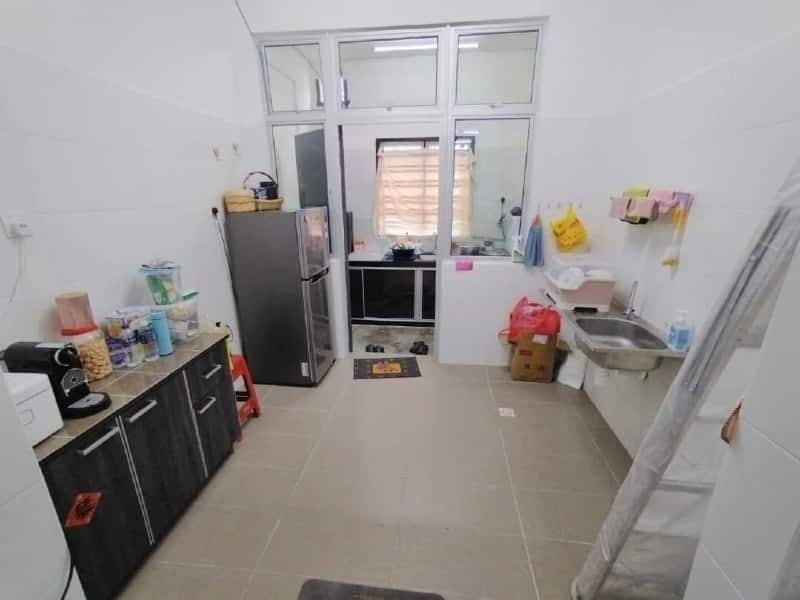 House Mutiara Utama 9