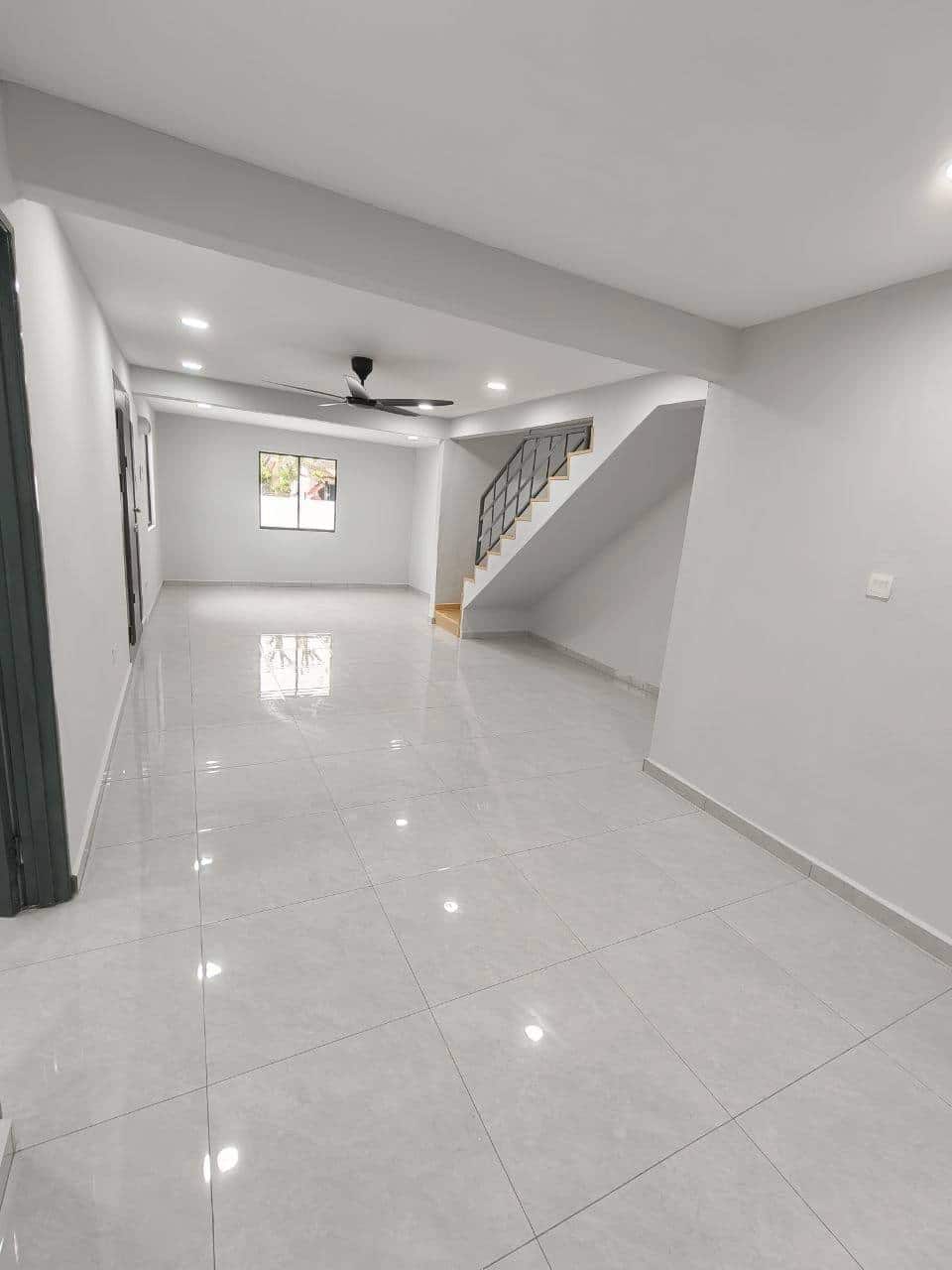 Double Storey Low Cost Corner Taman Bukit Jaya 2