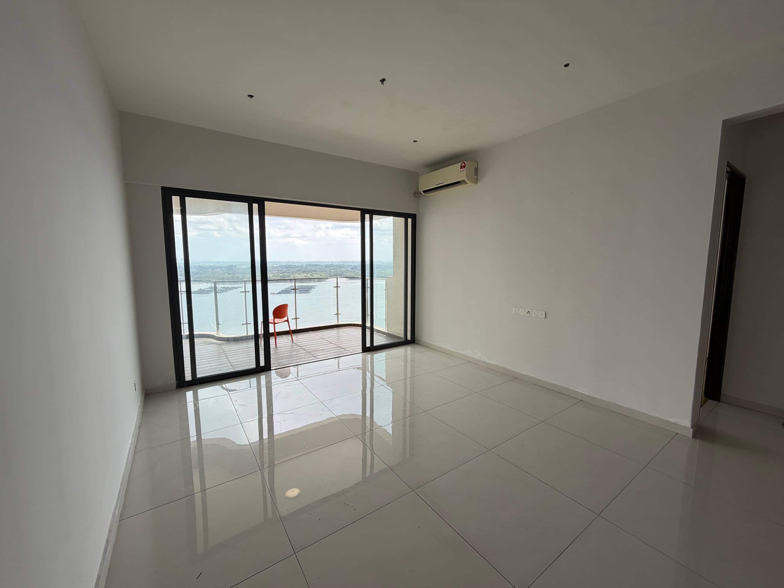 Bay Laurel 14A Country Garden Danga Bay 3