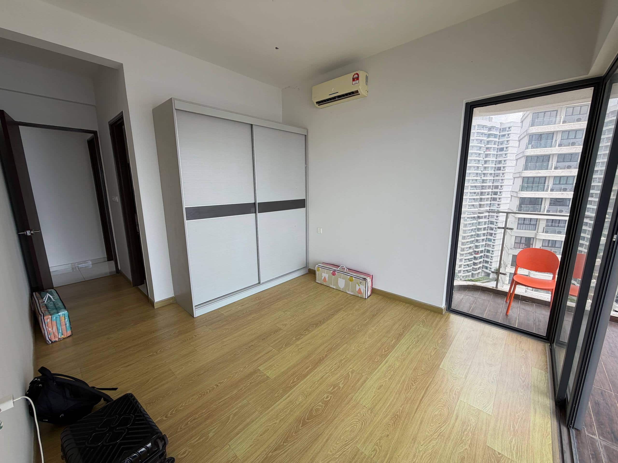 Bay Laurel 14A Country Garden Danga Bay 4