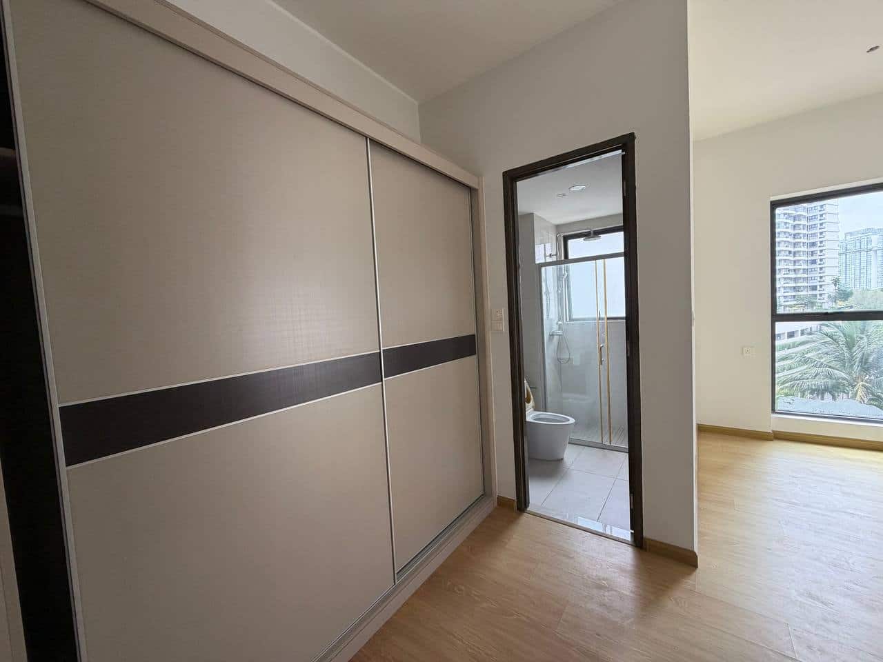 Condominium Bay Laurel Country Garden Danga Bay 6