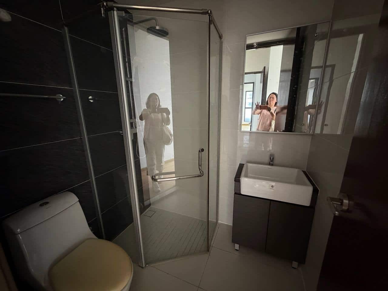 Condominium Bay Laurel Country Garden Danga Bay 12