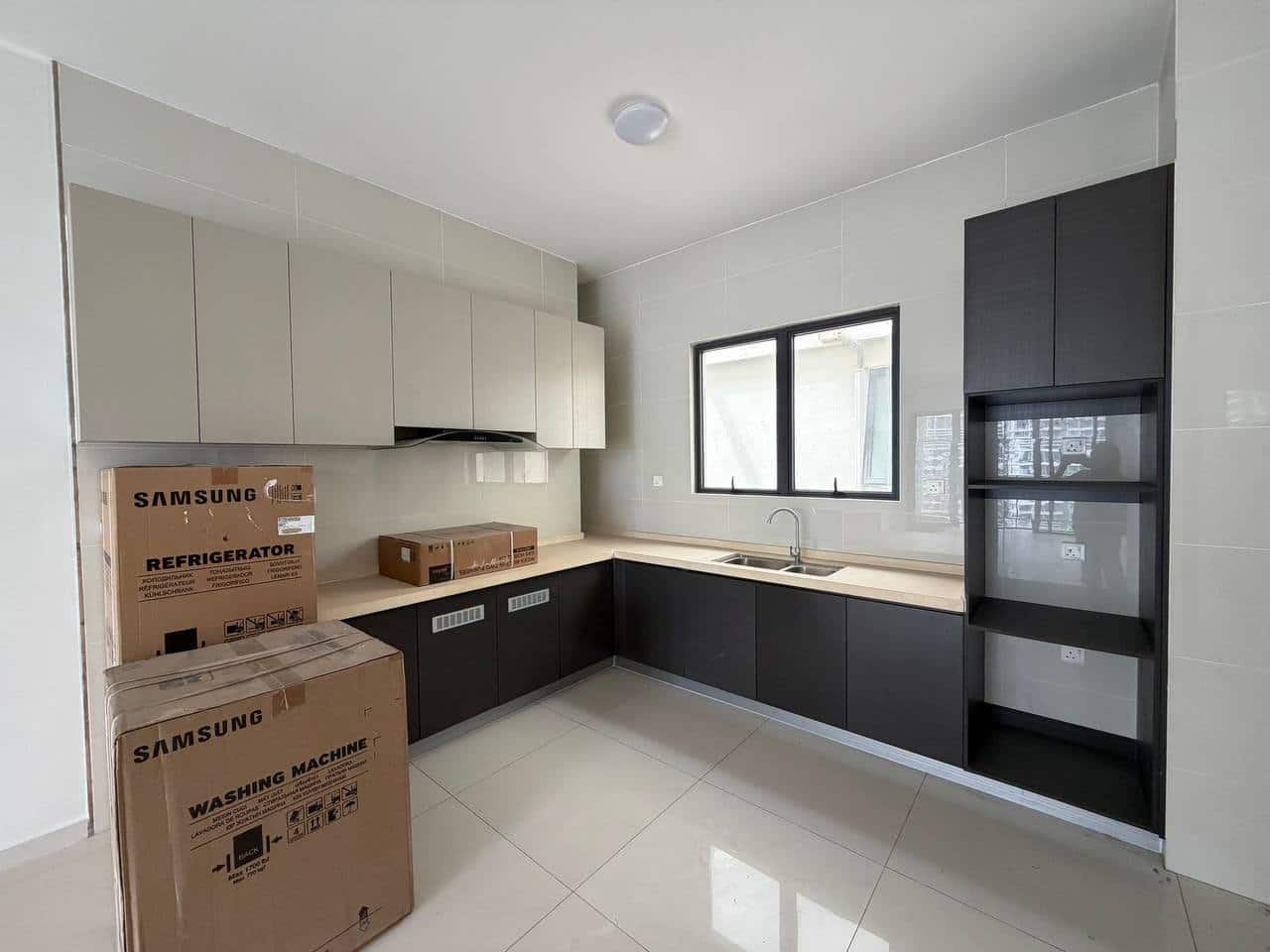 Condominium Bay Laurel Country Garden Danga Bay 5