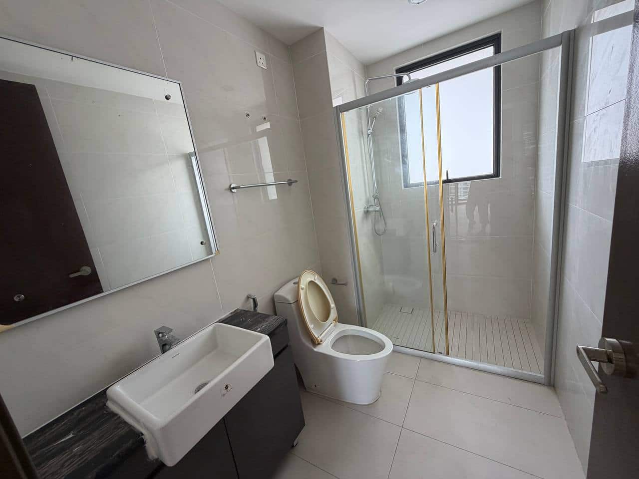 Condominium Bay Laurel Country Garden Danga Bay 8