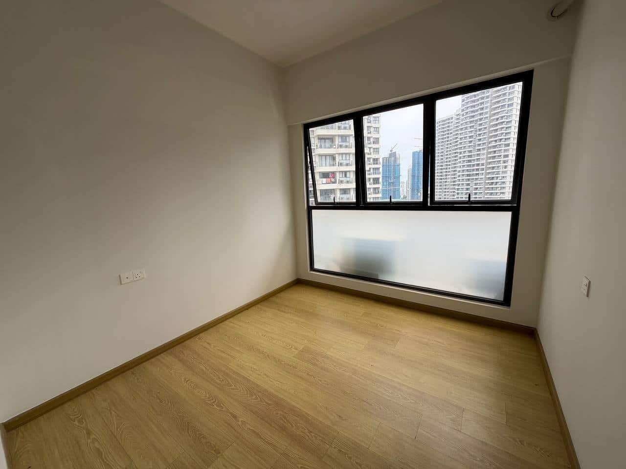 Condominium Bay Laurel Country Garden Danga Bay 6