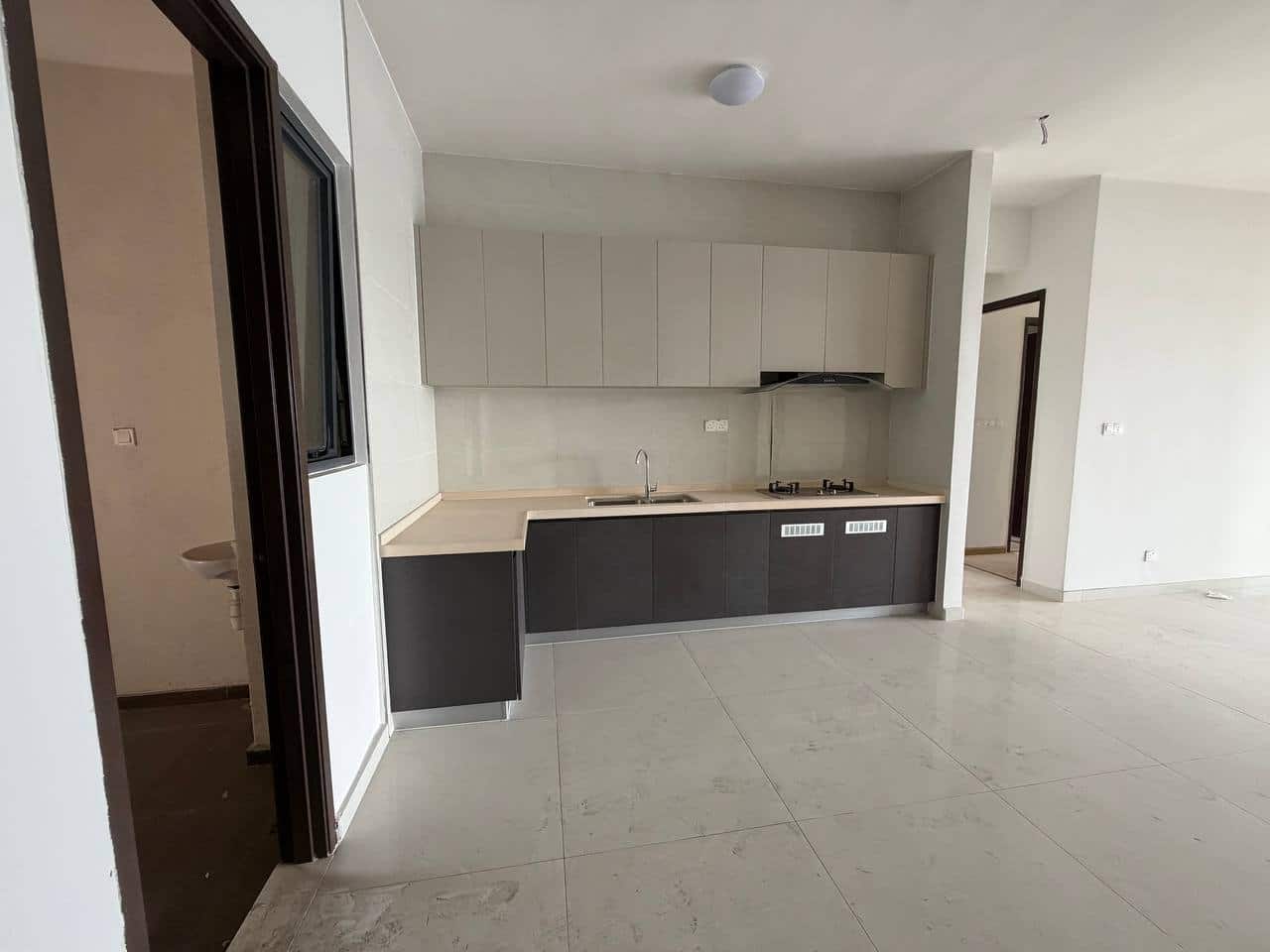 Condominium Danga Bay 4