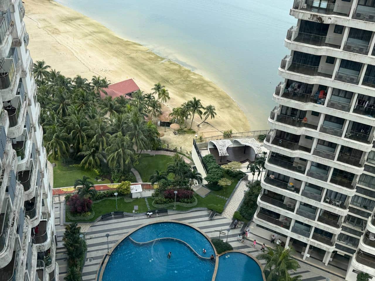 Condominium Danga Bay 3