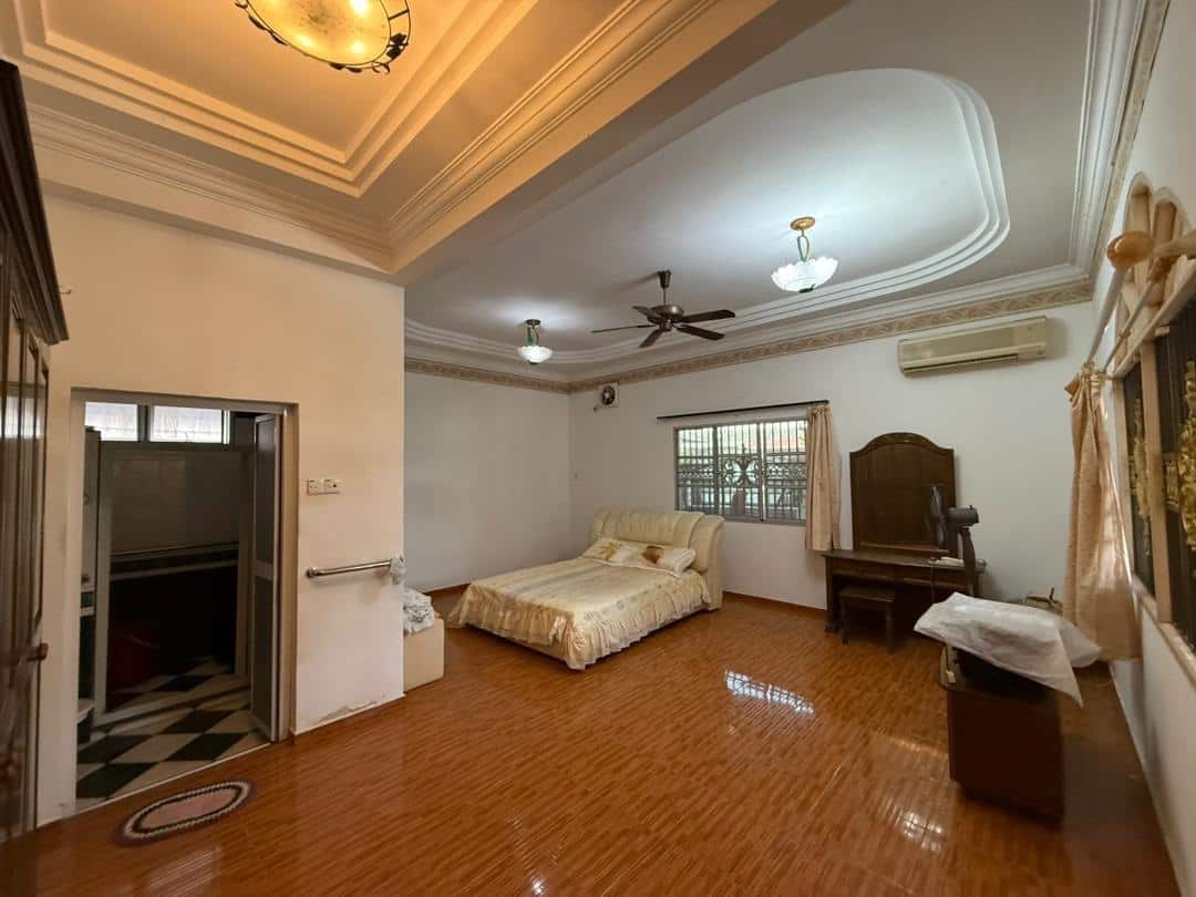 Double Storey Corner House Batu Pahat 5