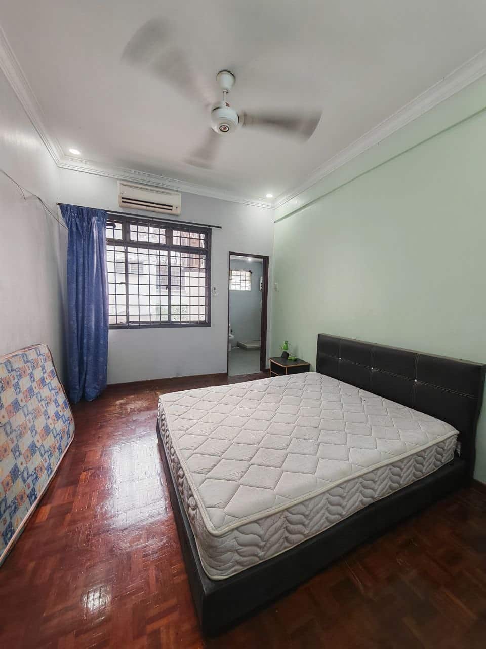 Double Storey Terrace Jalan Emas, Taman Sri Putri 4