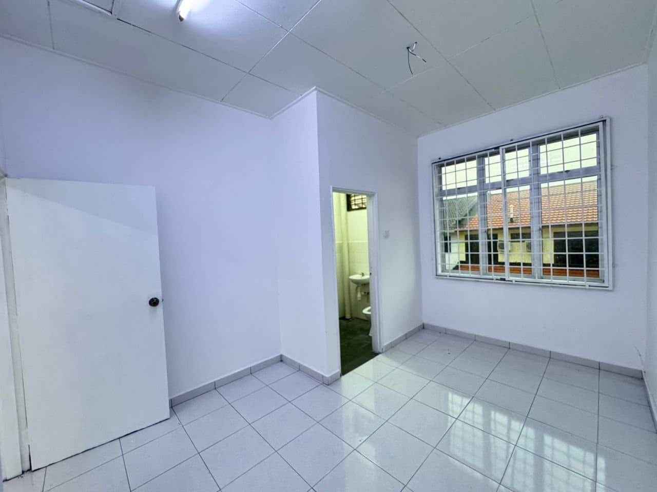 Double Storey Terrace House Taman Puteri Wangsa 3