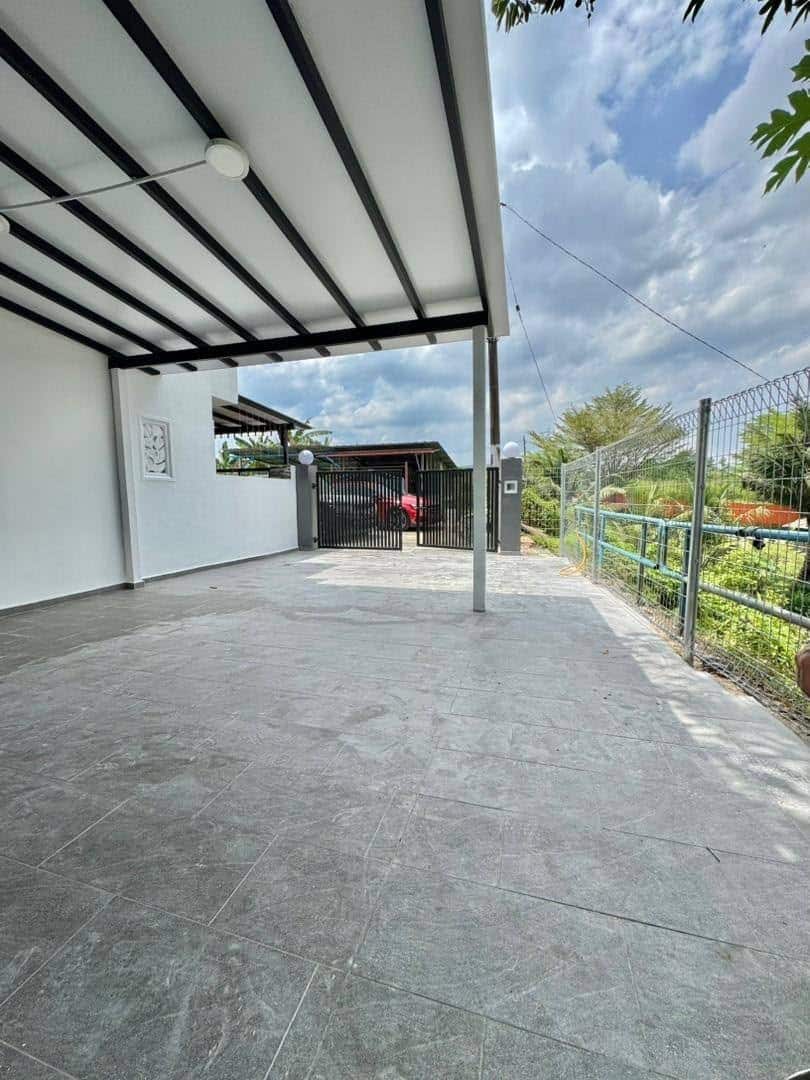 Double Storey Low Cost House (End Lot) Taman Rinting 2