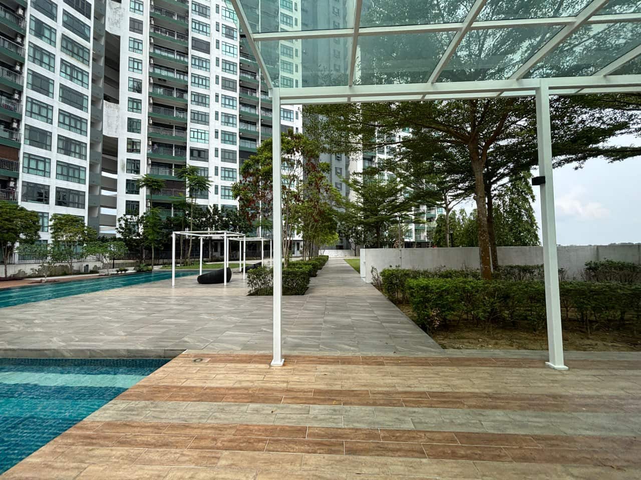 Service Apartment 8Scape Residency 4
