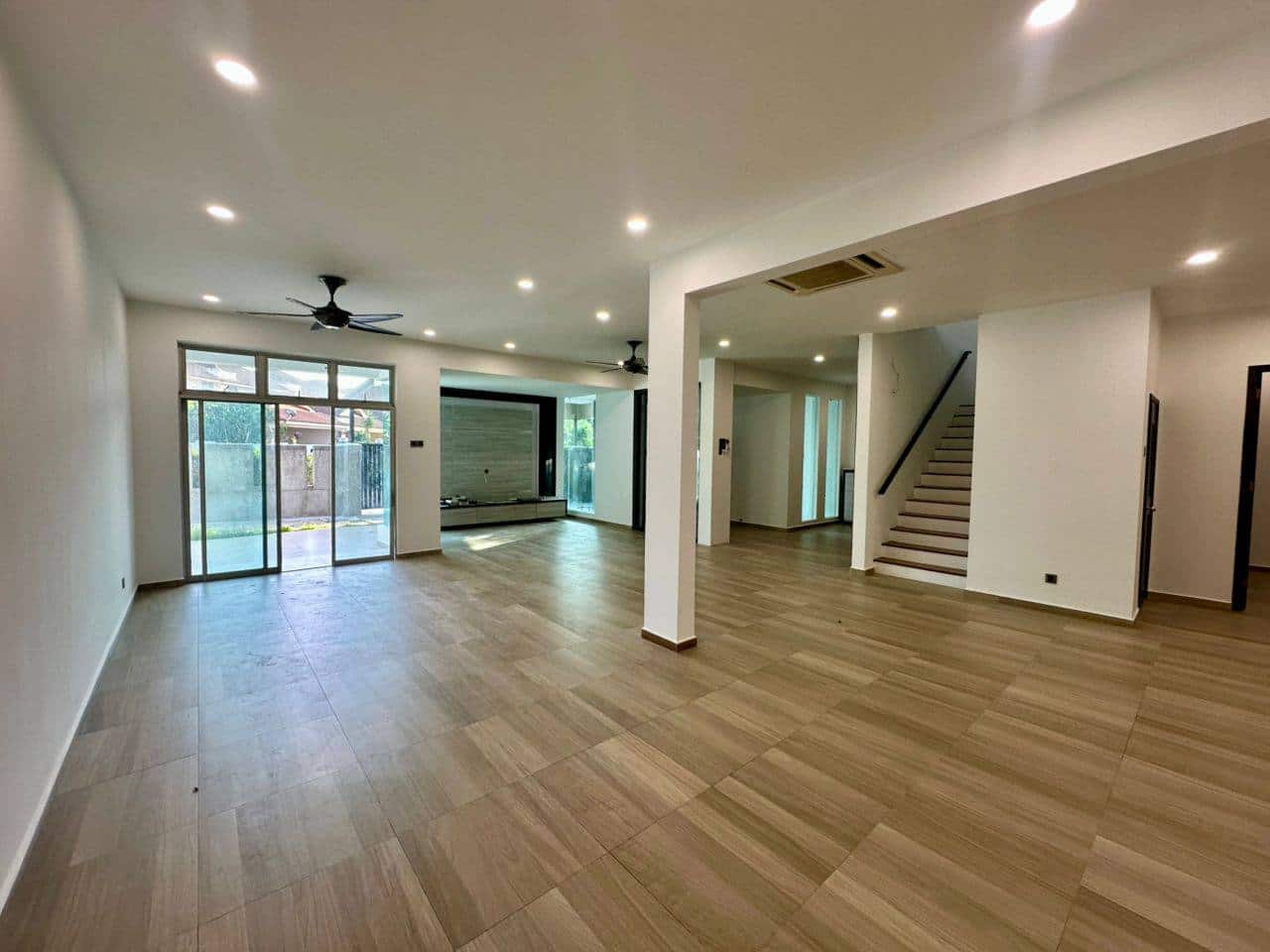Double Storey Semi D Taman Ponderosa 2