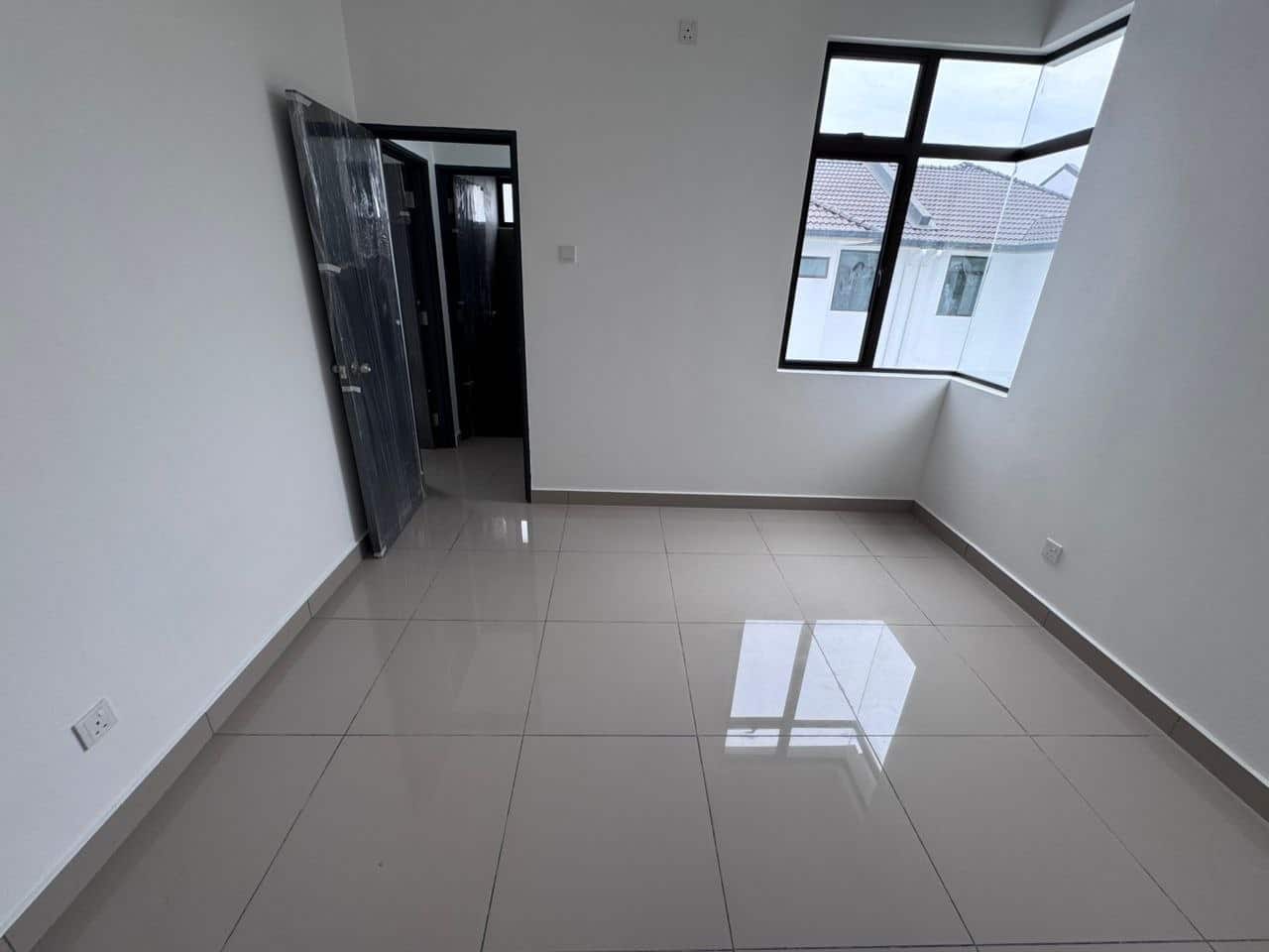 3-Storey Cluster Nusa Sentral 5