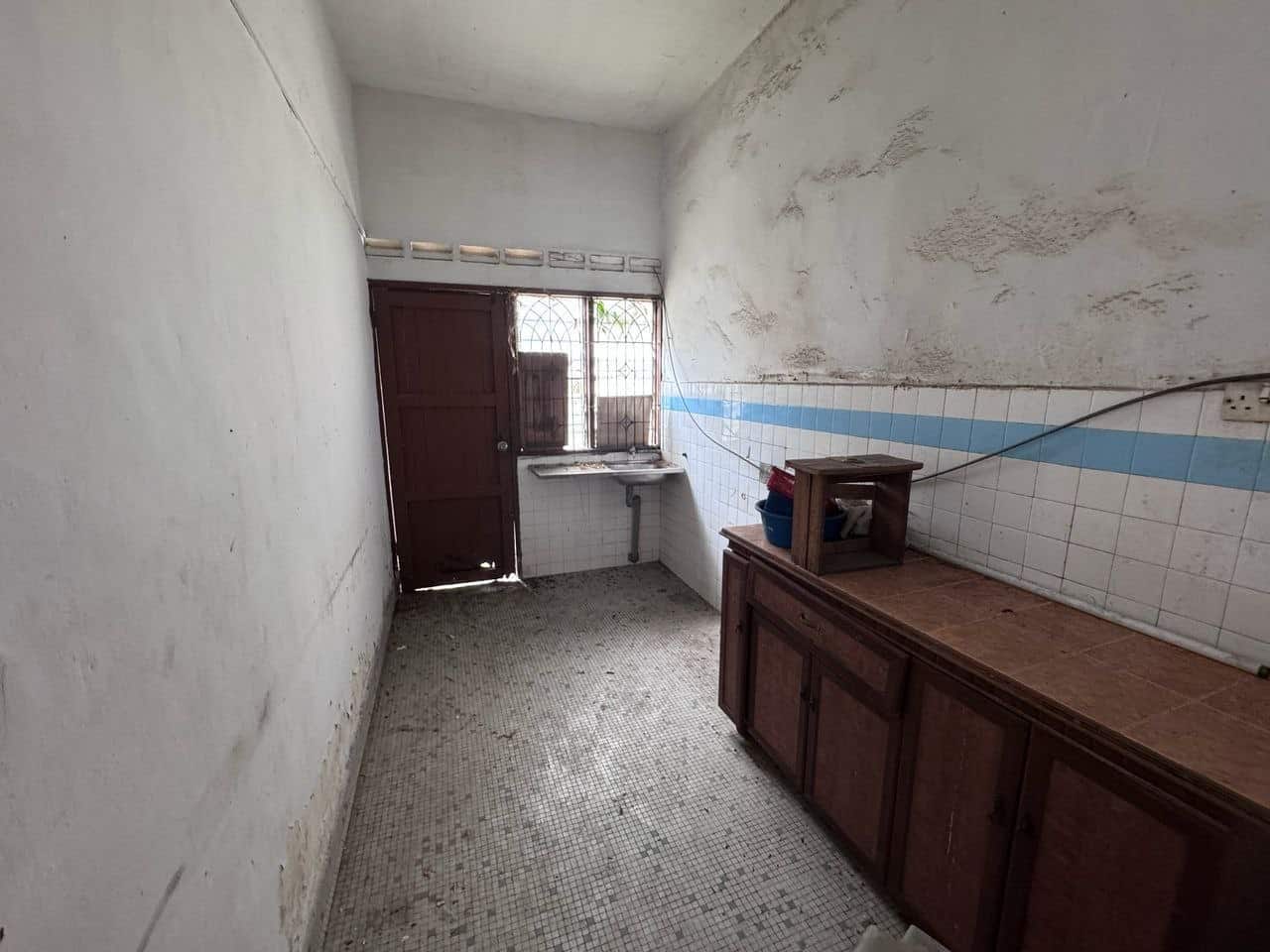 Double Storey Endlot Taman Sentosa 8
