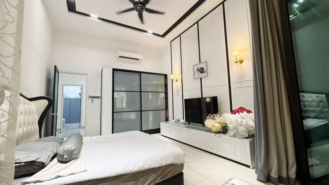 Double Storey Super Link House Jade 2 @ Taman Seri Austin 4