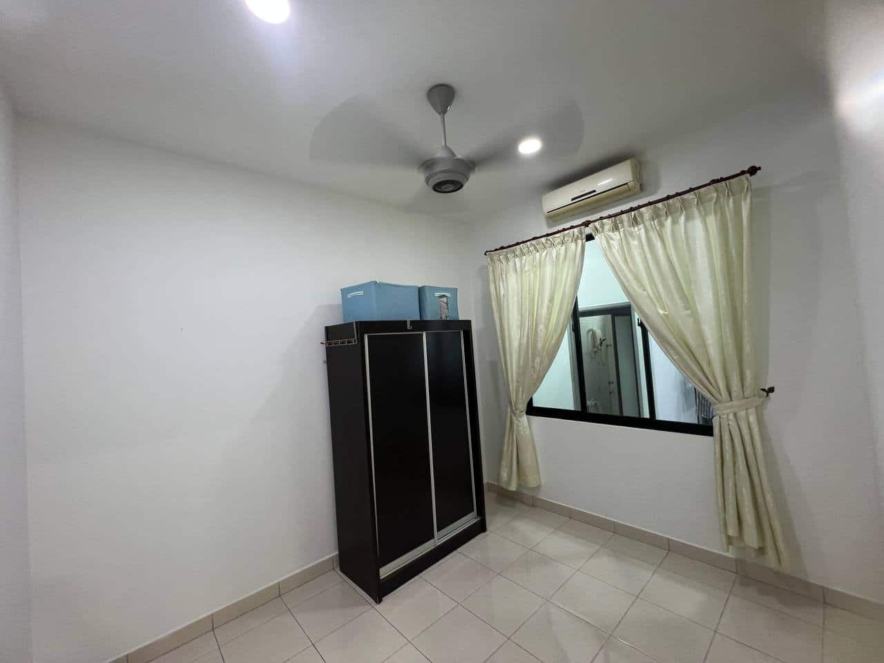Double storey terrace Endlot Austin Duta 2 7