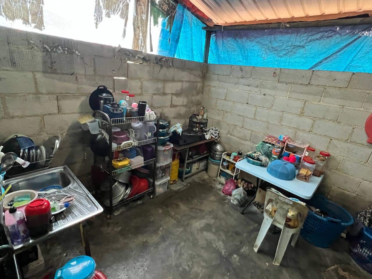 Double Storey Taman Ria 8