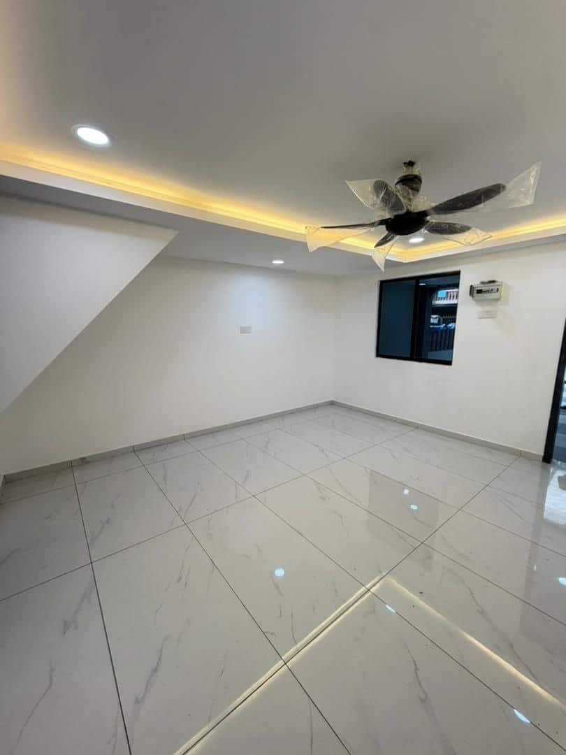 Double Storey Low Cost Bandar Baru Permas Jaya 4