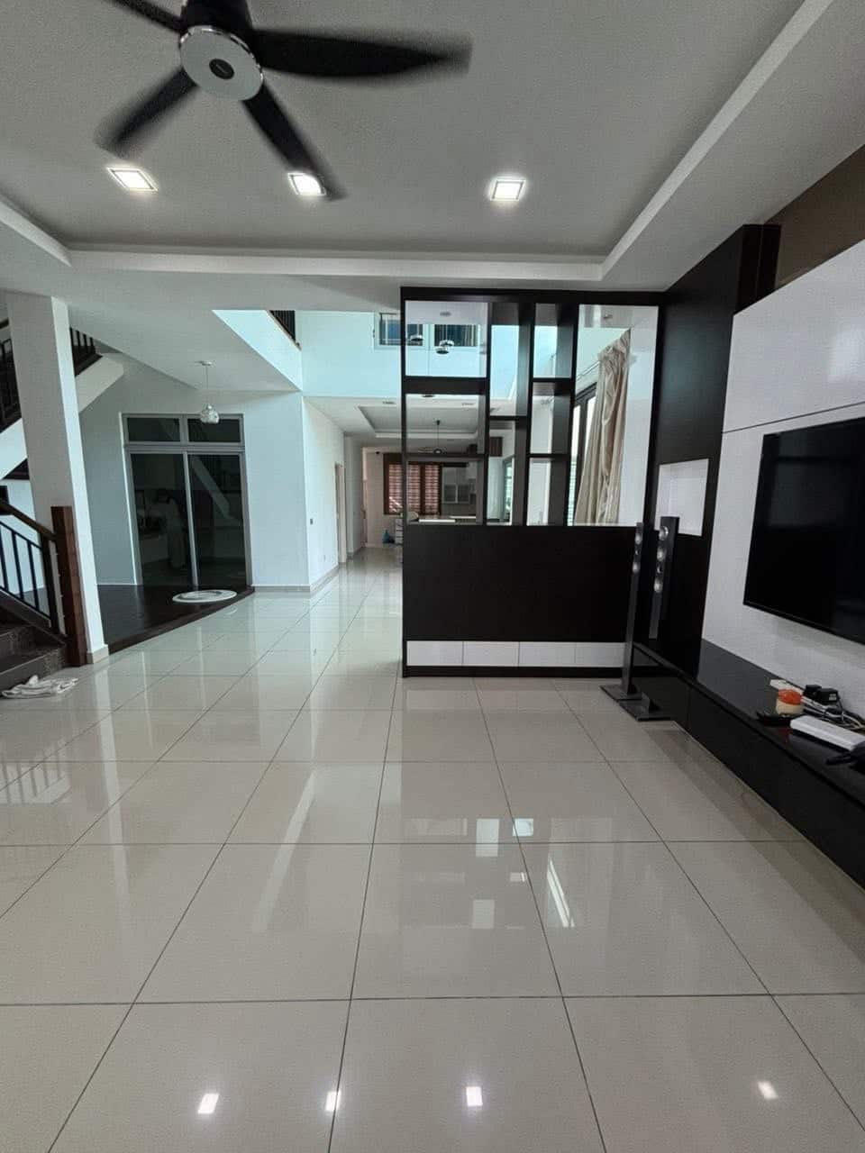 2.5 Storey corner lot Sutera Utama 5