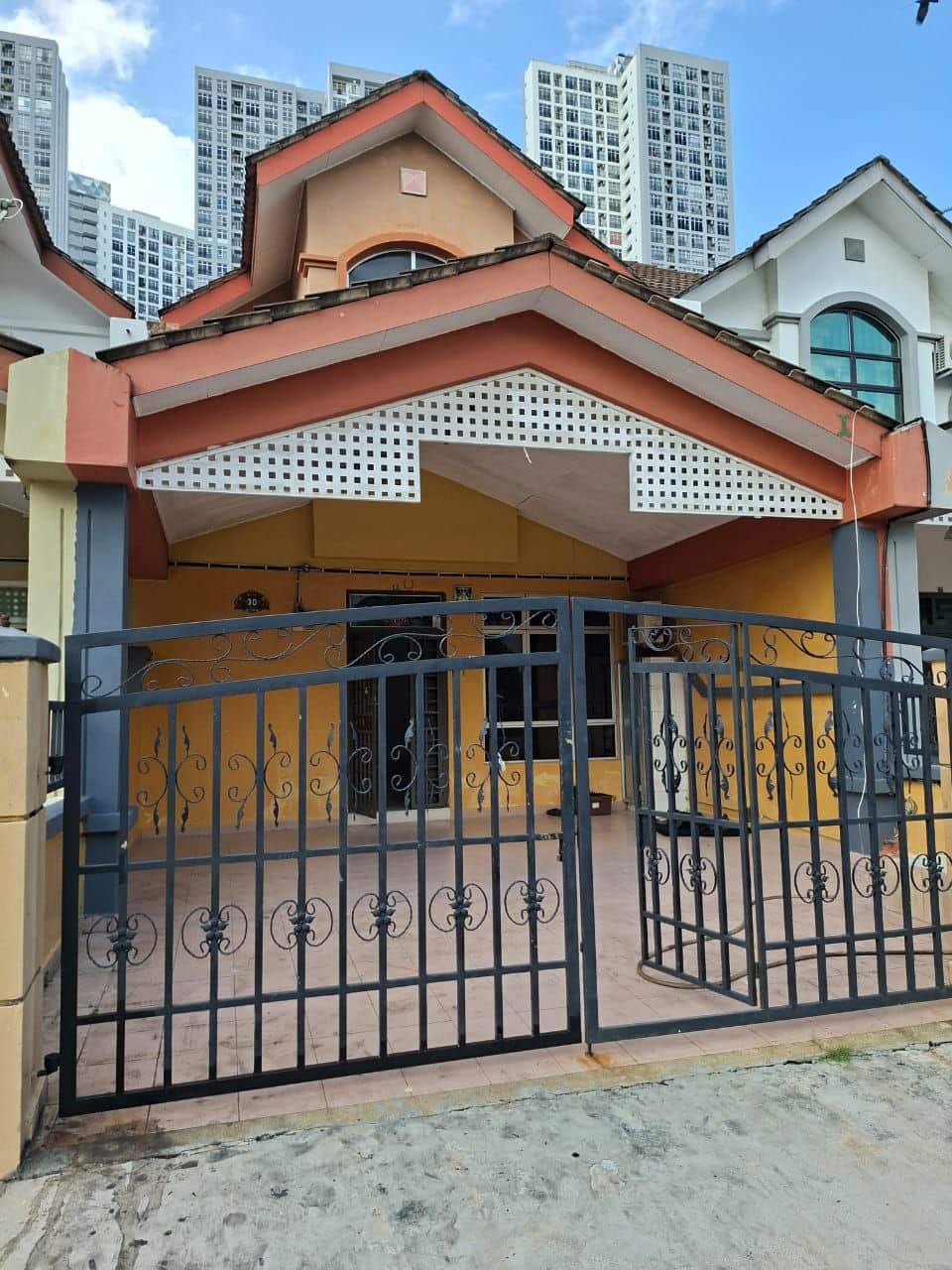 Double Storey Bandar Seri Alam 1