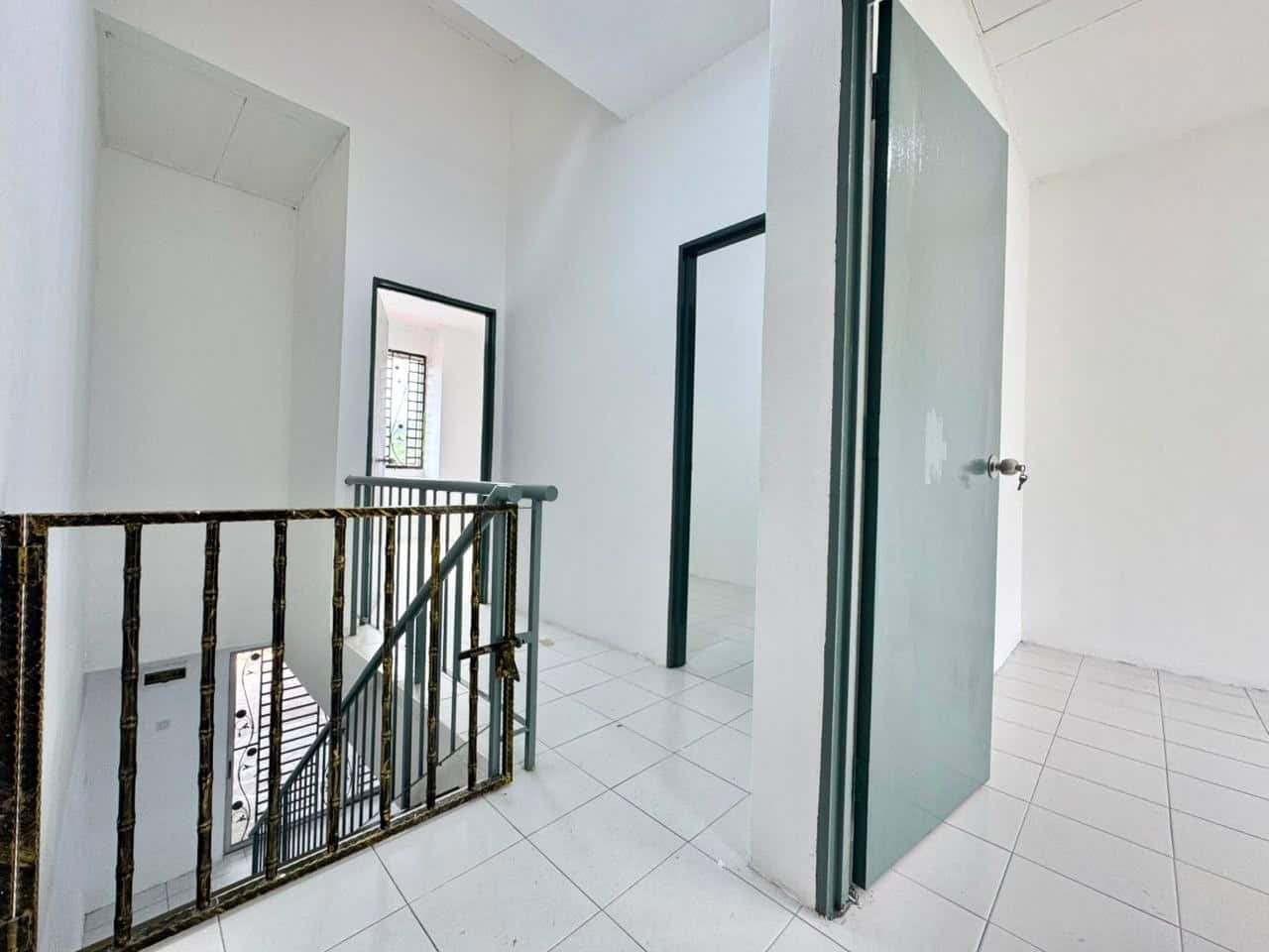 Double Storey Scientex 8 5