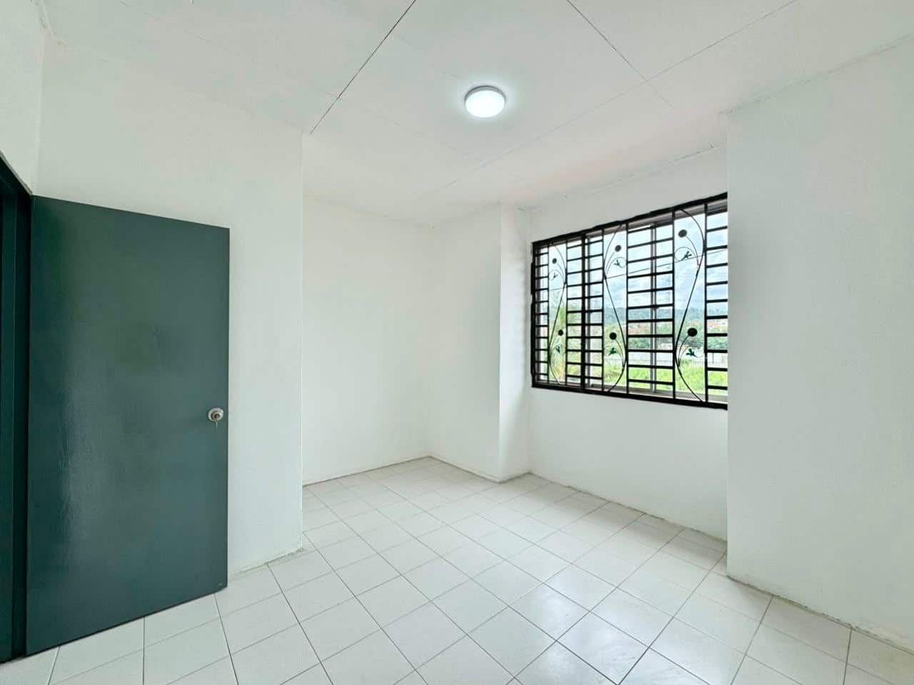 Double Storey Scientex 8 4