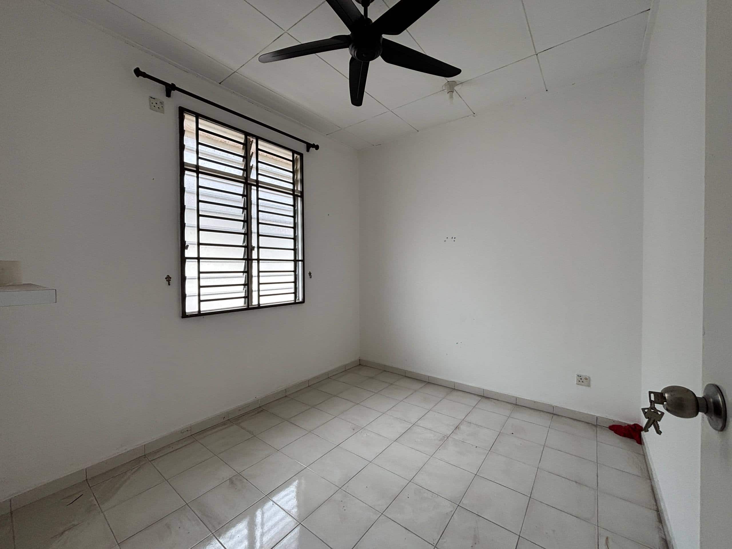 Double Storey Medium Low Cost Terrace House Taman Lagenda 11
