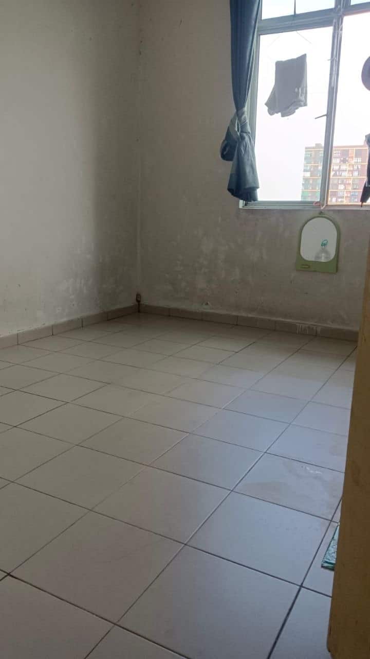 Serviced Apartment Taman Austin Perdana 7