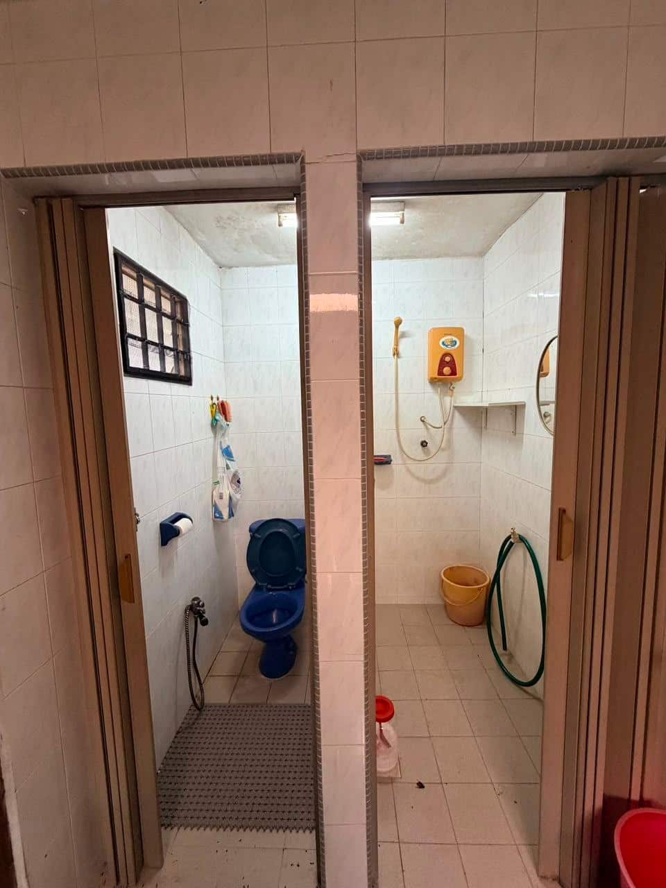 Single storey low cost Jalan Pertanian 7
