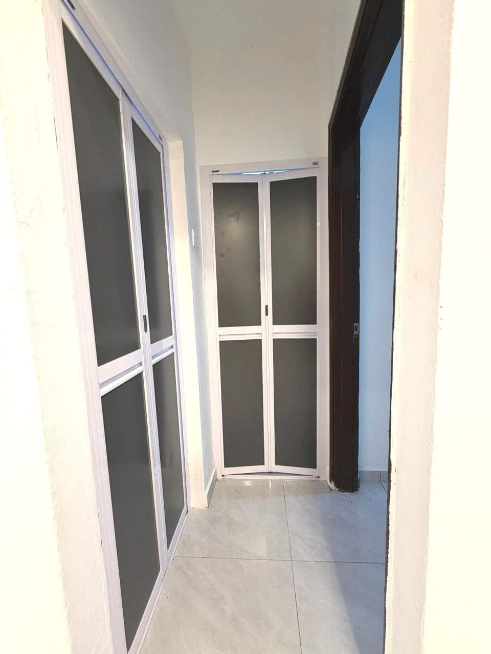 Low Cost Flat Tasek 64 4