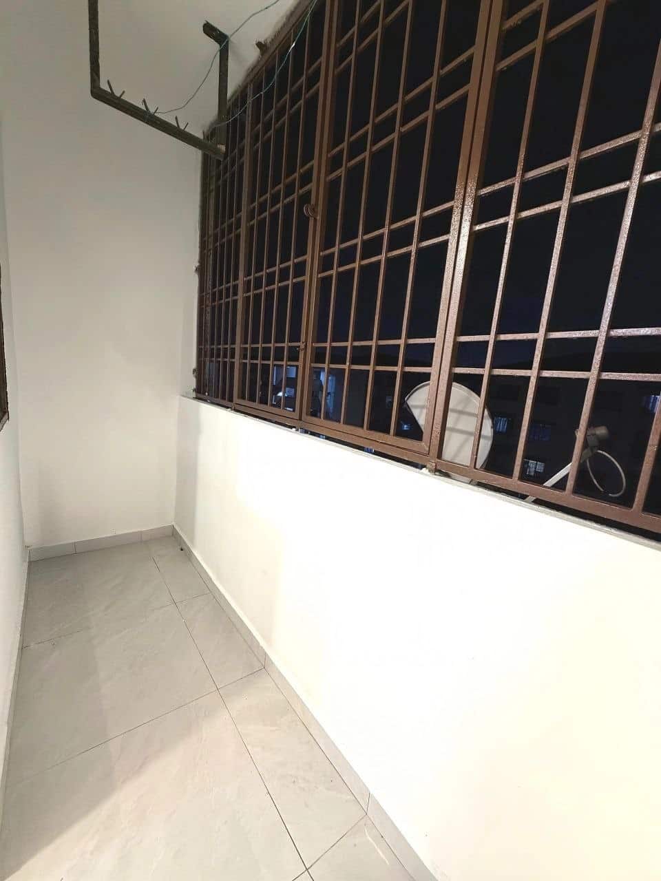 Low Cost Flat Tasek 64 7