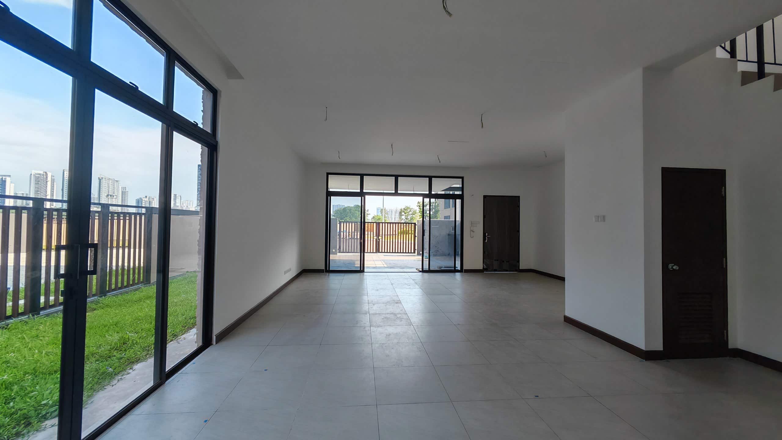 Double Storey Superlink EndLot Aurora Sentral 2