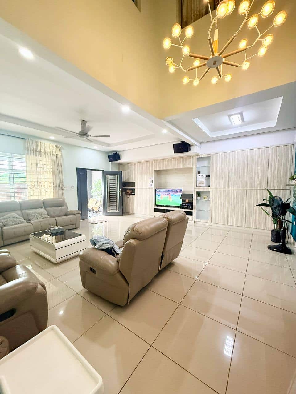 Double Storey Terrace House Bandar Uda Utama 4