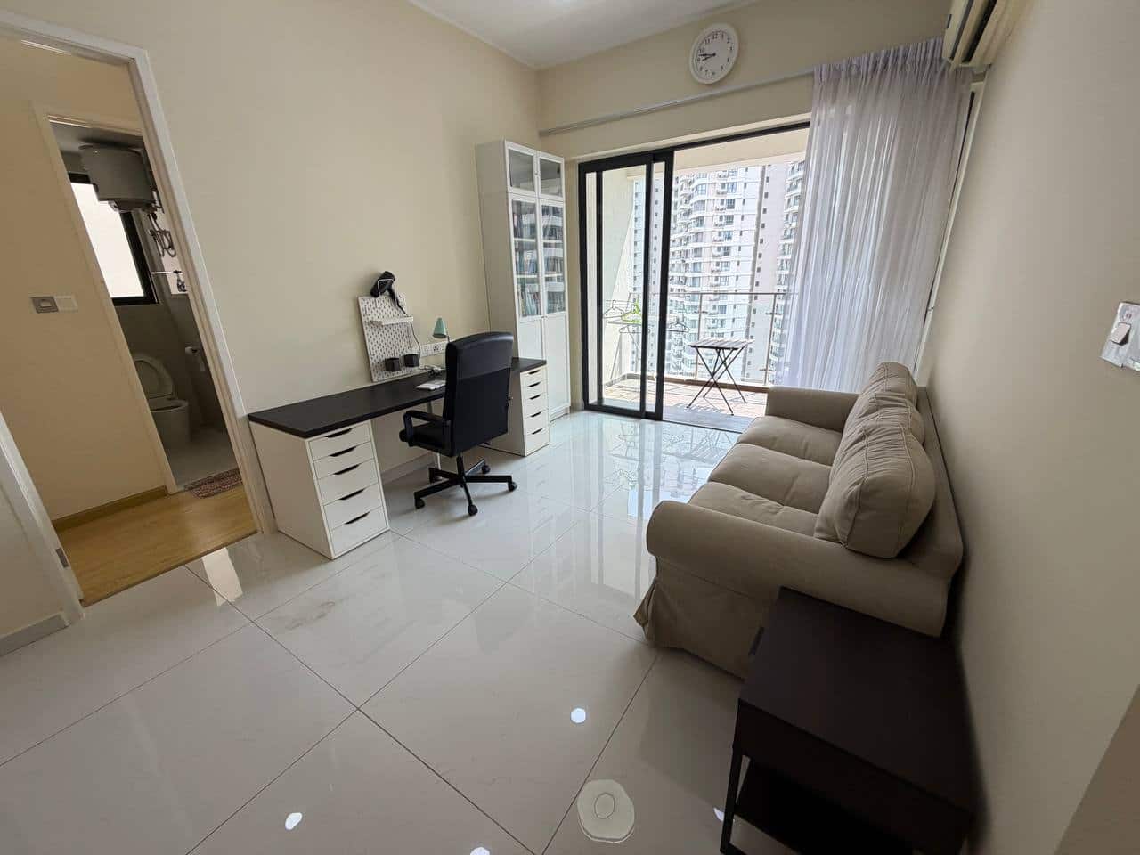 Condo Country Garden Danga Bay 6